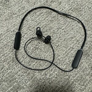 Skull candy Bluetooth headphones